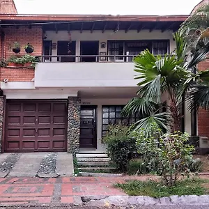 Habitación en casa particular Rosa Mistica, Medellín